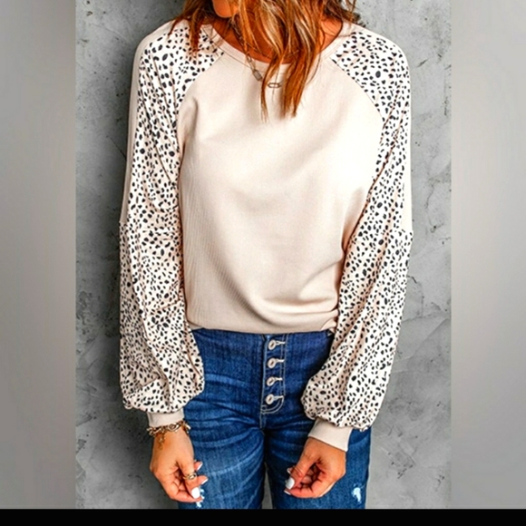 Cream Ribbed Long Sleeve Top with Leopard Print and Balloon Sleeves - Picture 4 of 11